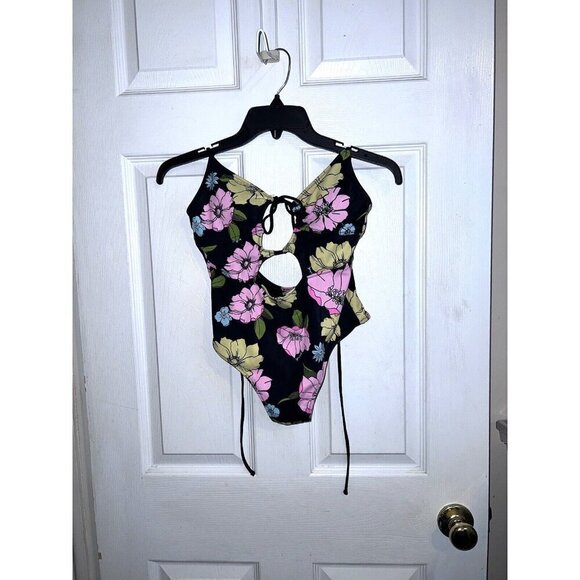 Victoria's Secret PINK Triangle Cut Floral One-Piece Swimsuit Sz S - Picture 3 of 16